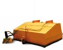 Уборочная машина ( навесное оборудование для мини-погрузчика МКСМ)